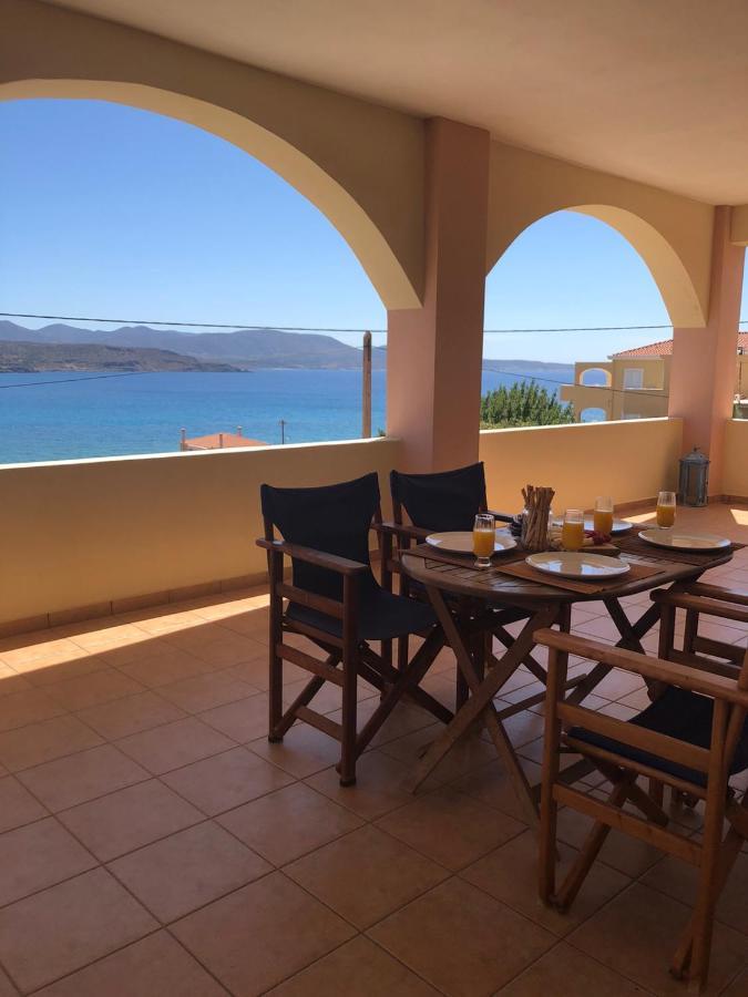 Seaside Serenity Apartment